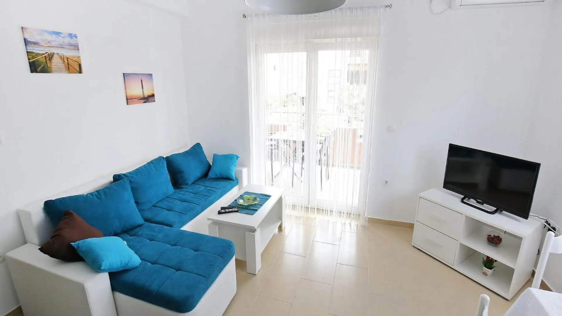 Apartments Kapetan - One Bedroom Apartment With Terrace Sukošan クロアチア