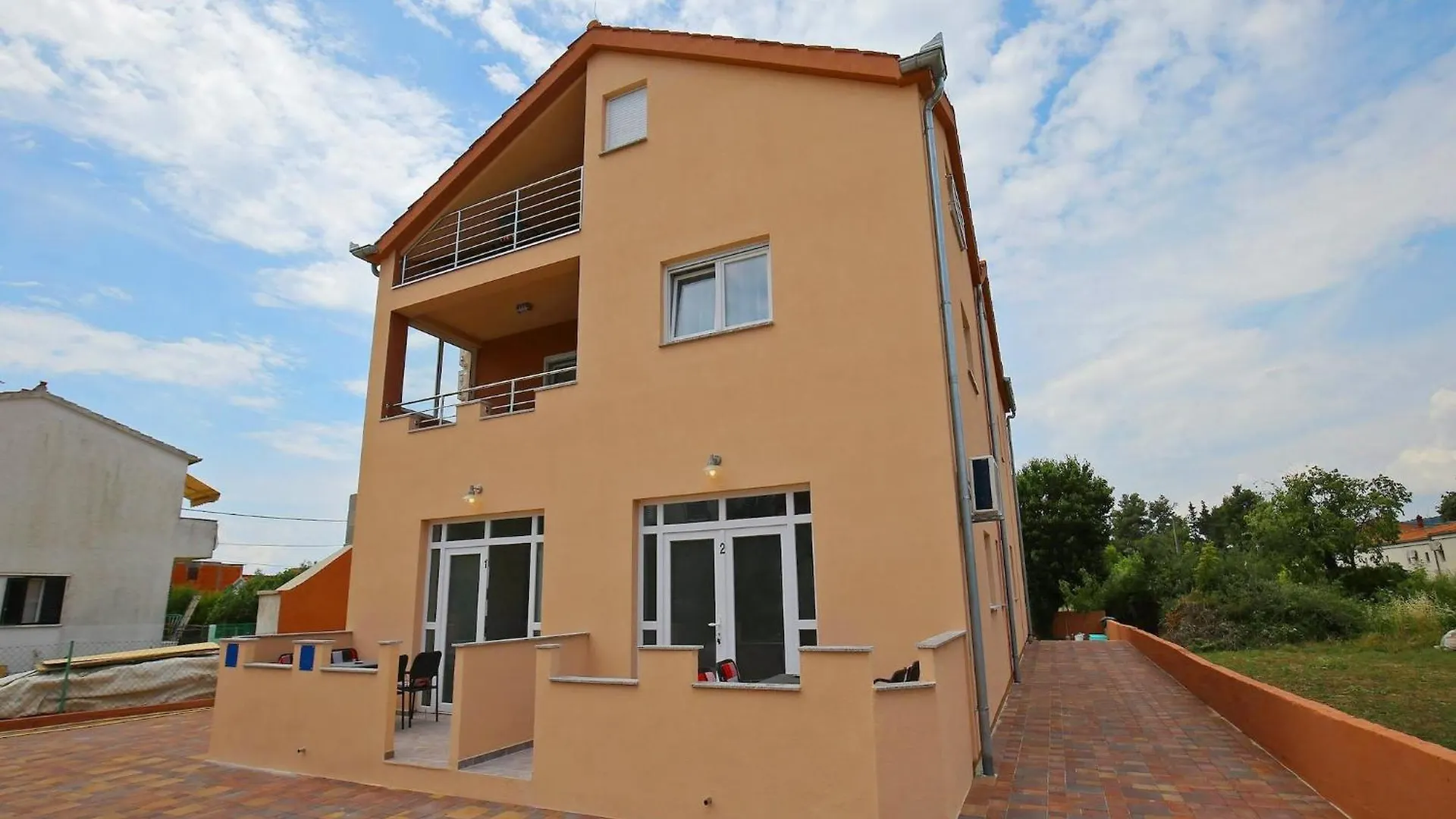 Apartments Kapetan - One Bedroom Apartment With Terrace Sukošan クロアチア